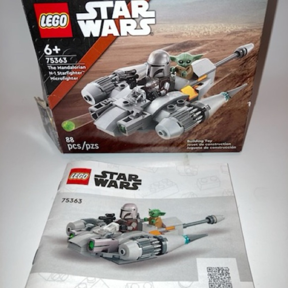 LEGO Star Wars Mandalorian Starfighter Microfighter 75363 - Picture 6 of 6